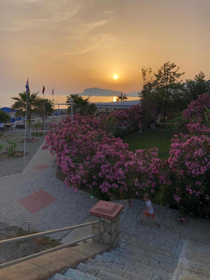 Empire Residence Alanya/Mahmutlar 50M От Моря Zewnętrze zdjęcie